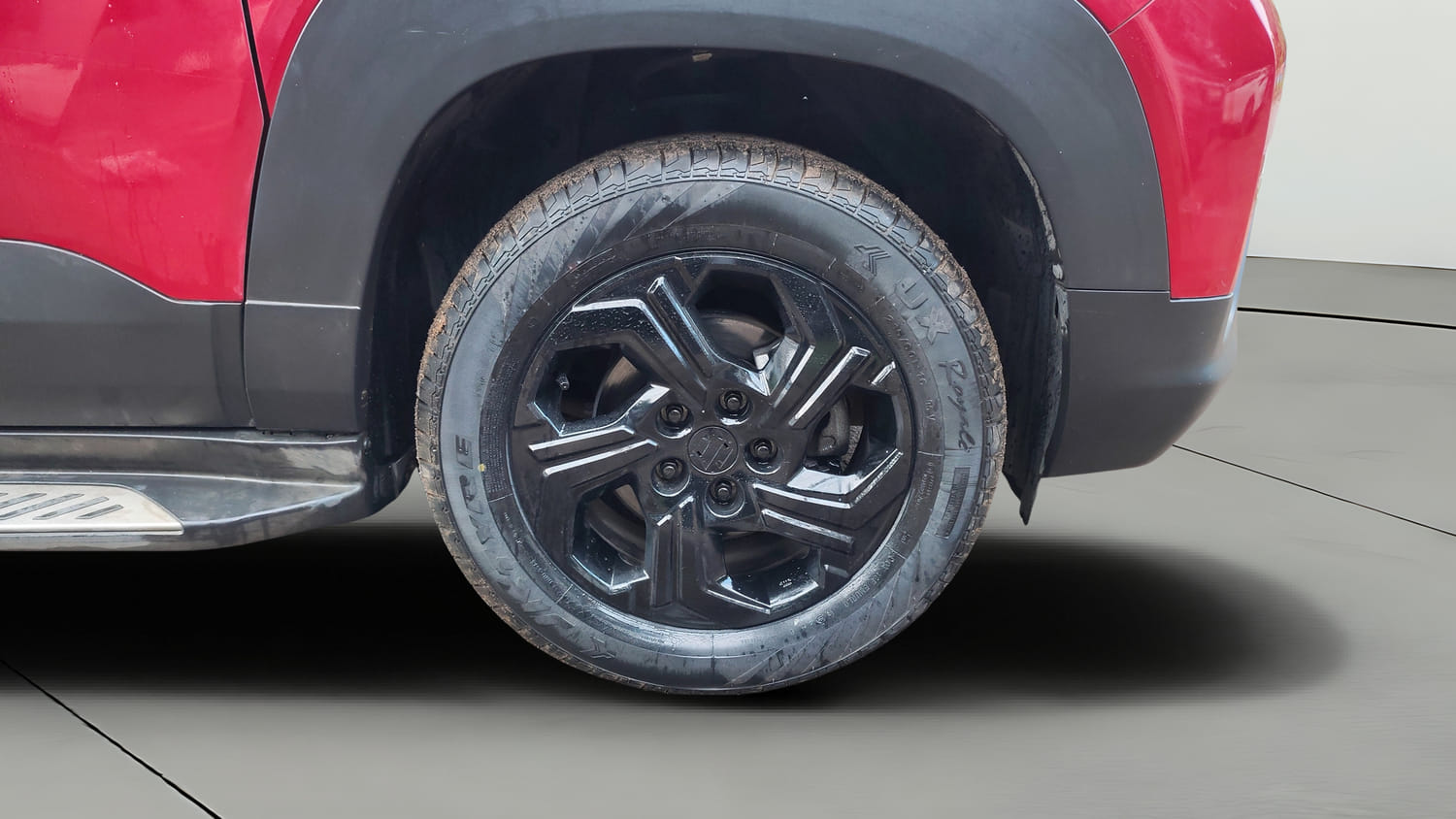 Used 2023 Maruti Suzuki Brezza ZXi Plus Petrol Manual tyres RIGHT FRONT TYRE RIM VIEW