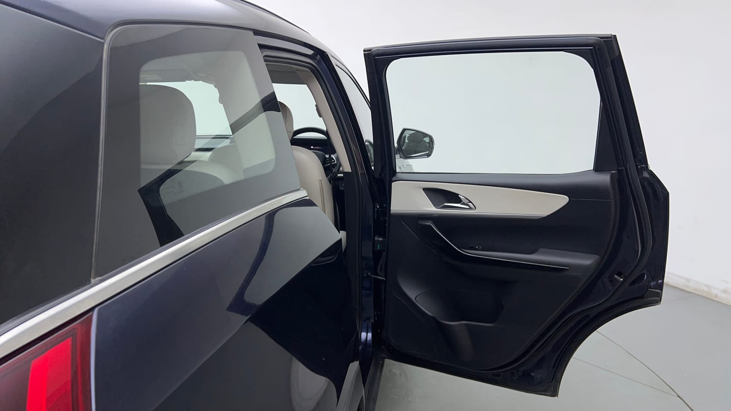 Used 2022 Mahindra XUV700 AX 7 Petrol MT 7 STR Petrol Manual interior RIGHT REAR DOOR OPEN VIEW
