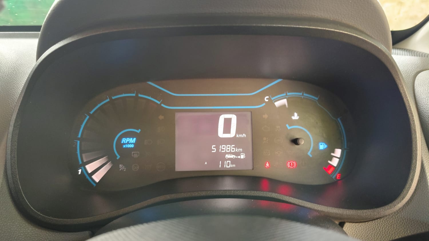 Used 2020 Renault Kwid RXT Petrol Manual interior CLUSTERMETER VIEW