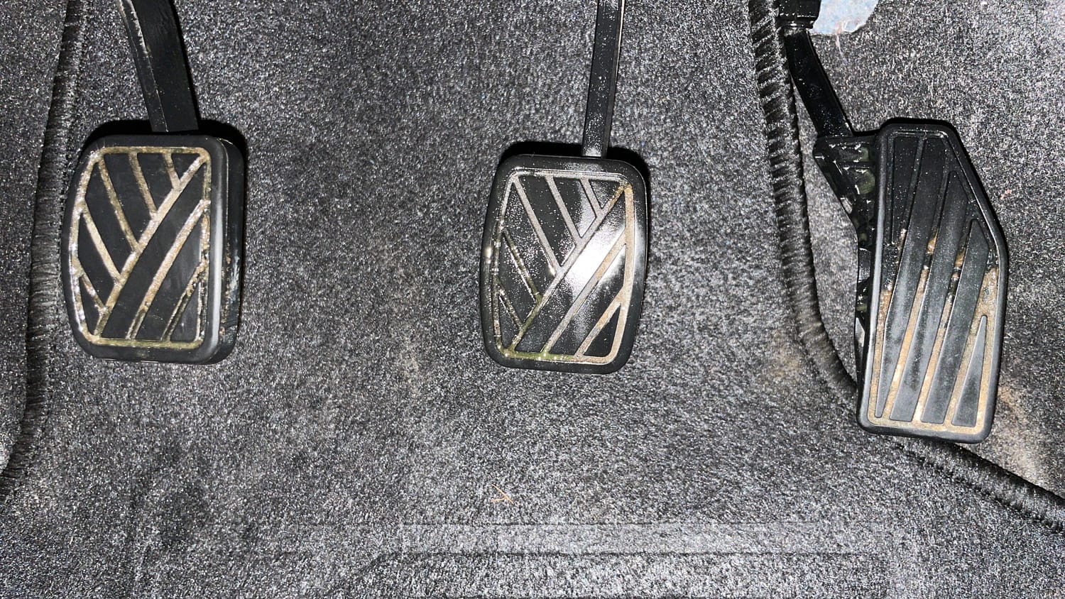 Used 2023 Maruti Suzuki Swift VXi Petrol Manual interior PEDALS VIEW
