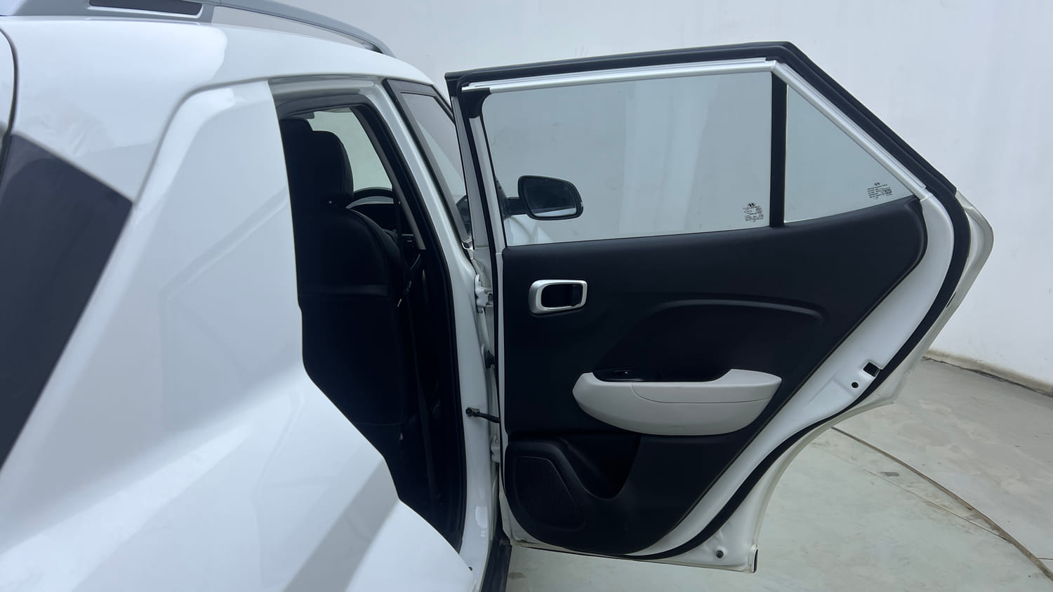Used 2023 Hyundai Venue SX 1.2 Petrol Petrol Manual interior RIGHT REAR DOOR OPEN VIEW