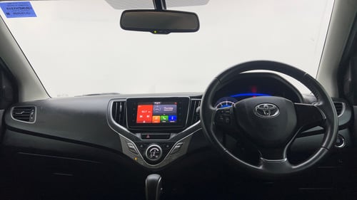 Used 2020 Toyota Glanza V CVT Petrol Automatic interior DASHBOARD VIEW