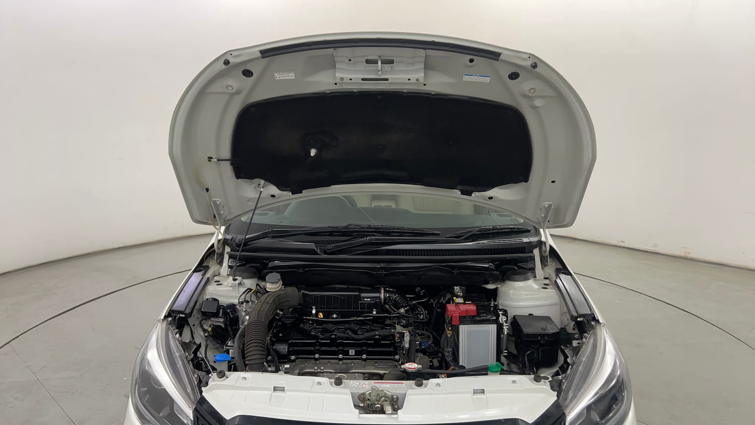 Used 2025 Maruti Suzuki Ciaz Alpha 1.5 AT Petrol Automatic engine ENGINE & BONNET OPEN FRONT VIEW