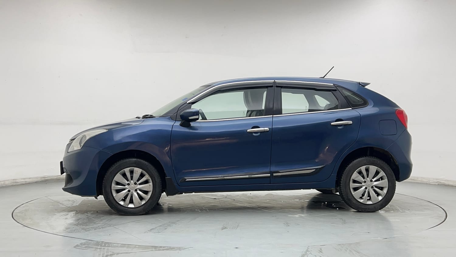 Used 2017 Maruti Suzuki Baleno Delta 1.2 Petrol Manual exterior LEFT SIDE VIEW