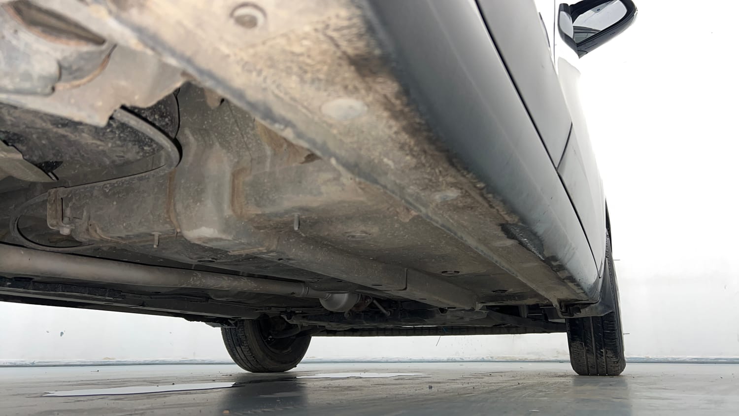 Used 2020 Hyundai Santro Sportz Petrol Manual extra REAR RIGHT UNDERBODY VIEW