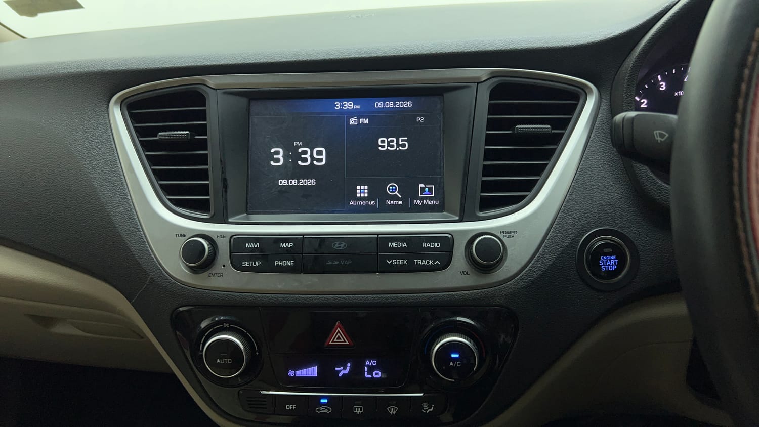 Used 2019 Hyundai Verna SX 1.6 VTVT Petrol Manual top_features Integrated (in-dash) music system