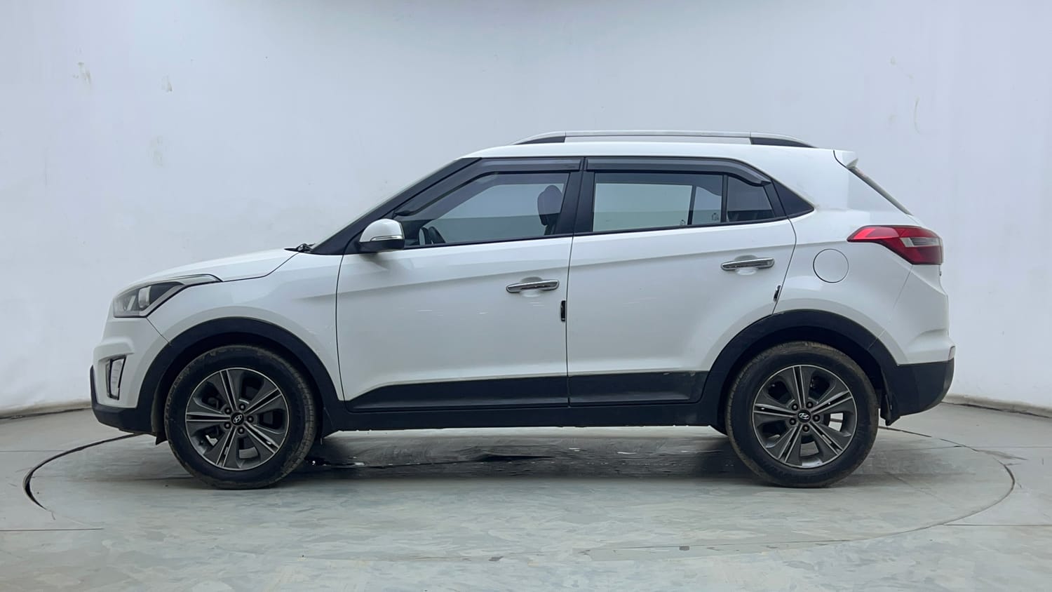 Used 2018 Hyundai Creta SX Plus 1.6 AT Petrol Petrol Automatic exterior LEFT SIDE VIEW