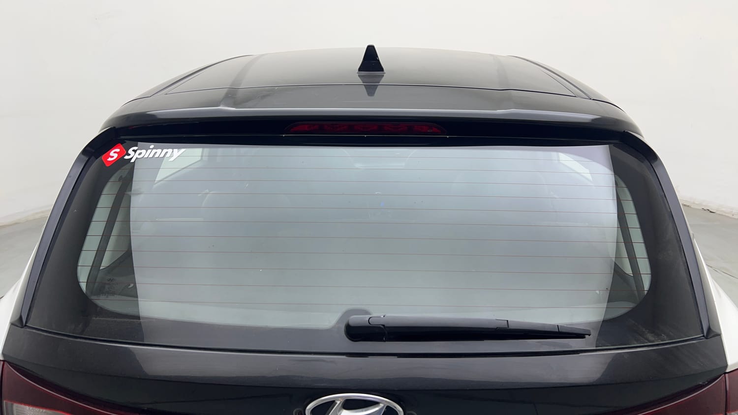 Used 2020 Hyundai New i20 Asta (O) 1.0 Turbo DCT Petrol Automatic exterior BACK WINDSHIELD VIEW