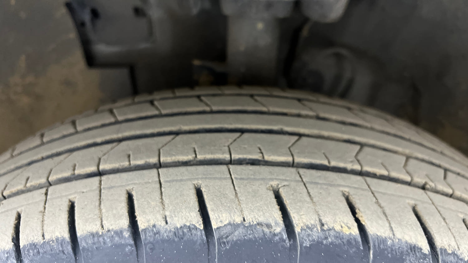 Used 2023 Hyundai Venue SX 1.2 Petrol Petrol Manual tyres LEFT FRONT TYRE TREAD VIEW
