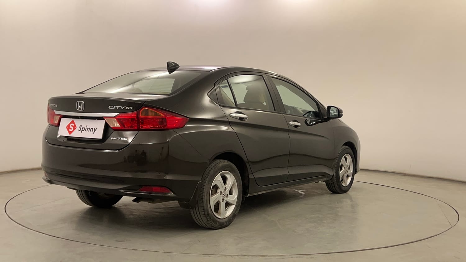 Used 2016 Honda City VX CVT Petrol Automatic exterior RIGHT REAR CORNER VIEW