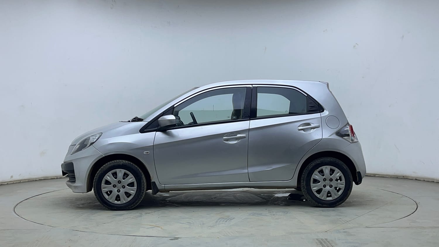 Used 2014 Honda Brio S MT Petrol Manual exterior LEFT SIDE VIEW