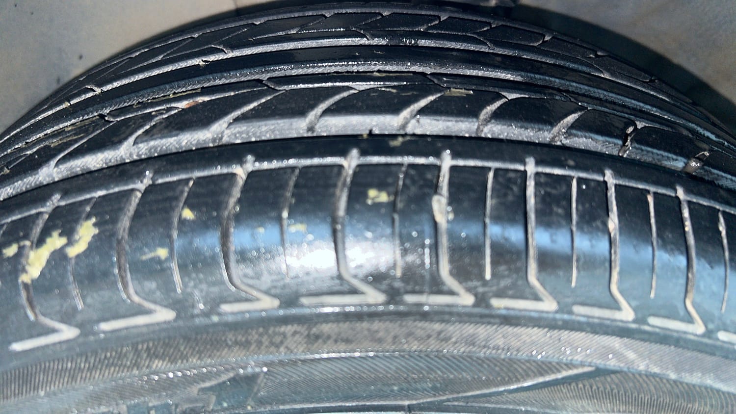 Used 2019 Hyundai Verna SX 1.6 VTVT Petrol Manual tyres LEFT FRONT TYRE TREAD VIEW