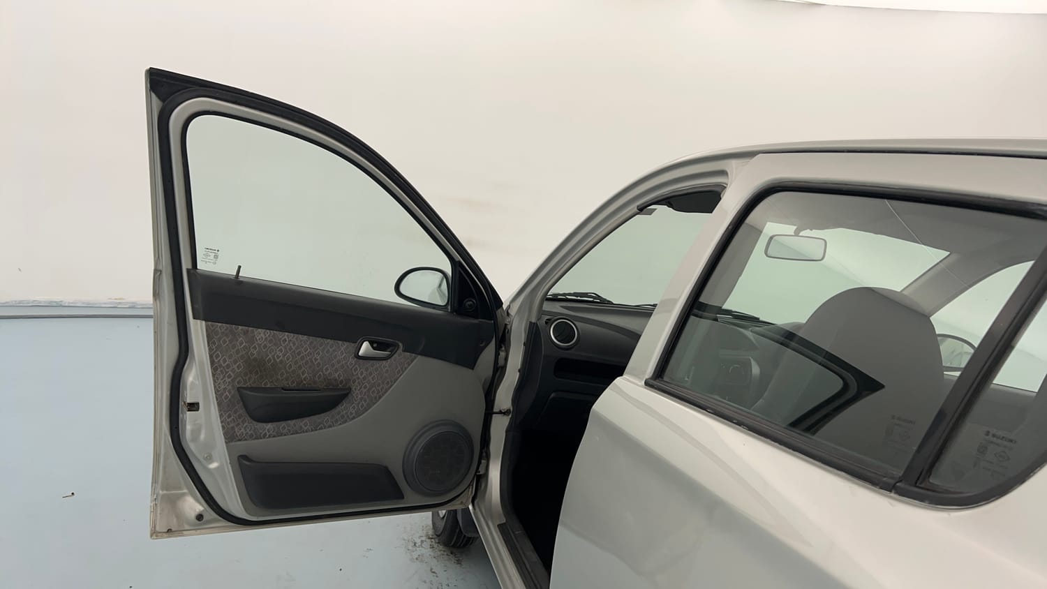 Used 2018 Maruti Suzuki Alto 800 LXi Petrol Manual interior LEFT FRONT DOOR OPEN VIEW