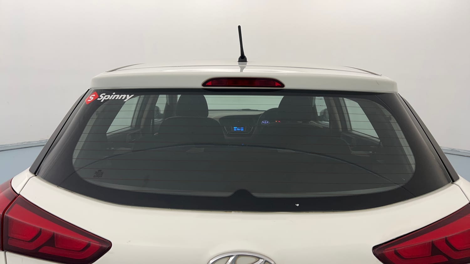 Used 2015 Hyundai Elite i20 Sportz 1.2 Petrol Manual exterior BACK WINDSHIELD VIEW