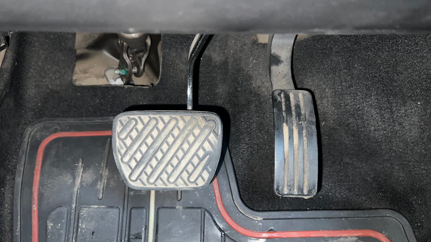 Used 2018 Renault Duster RXS CVT Petrol Automatic interior PEDALS VIEW