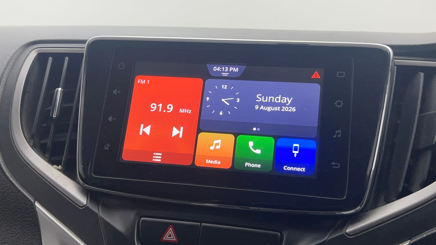 Used 2020 Toyota Glanza G CVT Petrol Automatic top_features Integrated (in-dash) music system