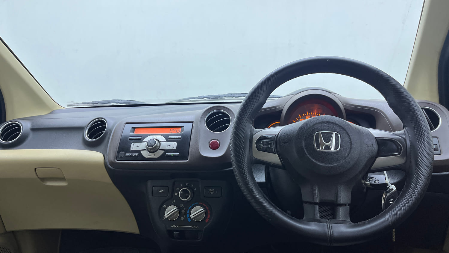 Used 2014 Honda Brio S MT Petrol Manual interior DASHBOARD VIEW
