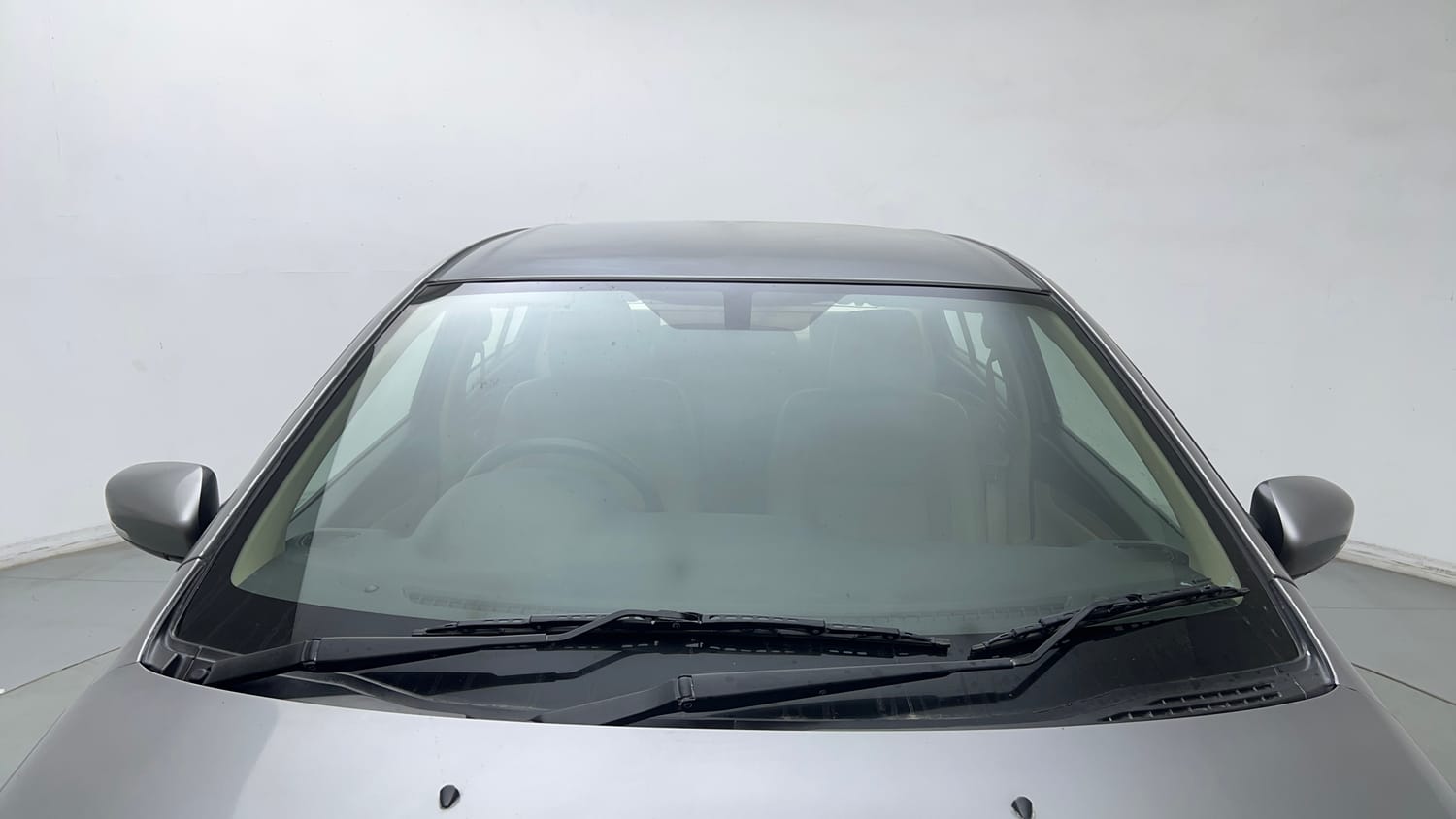 Used 2020 Maruti Suzuki Ciaz Alpha Hybrid 1.5 Petrol Manual exterior FRONT WINDSHIELD VIEW