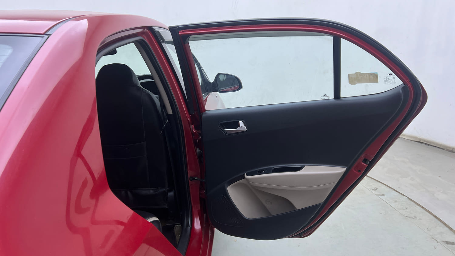 Used 2016 Hyundai Xcent SX 1.2 (O) Petrol Manual interior RIGHT REAR DOOR OPEN VIEW