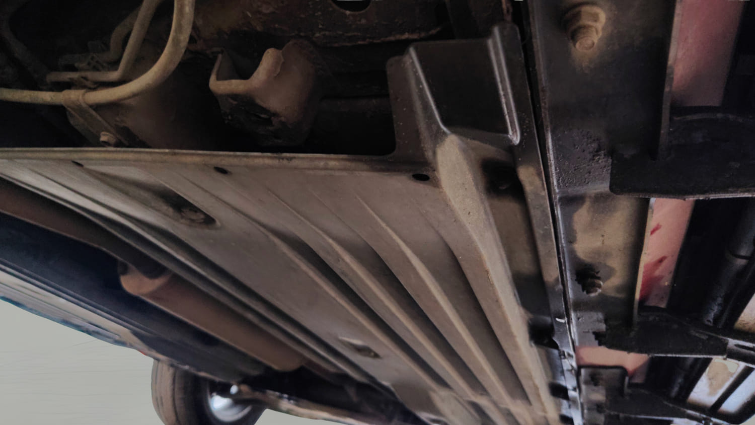 Used 2023 Maruti Suzuki Brezza ZXi Plus Petrol Manual extra REAR RIGHT UNDERBODY VIEW