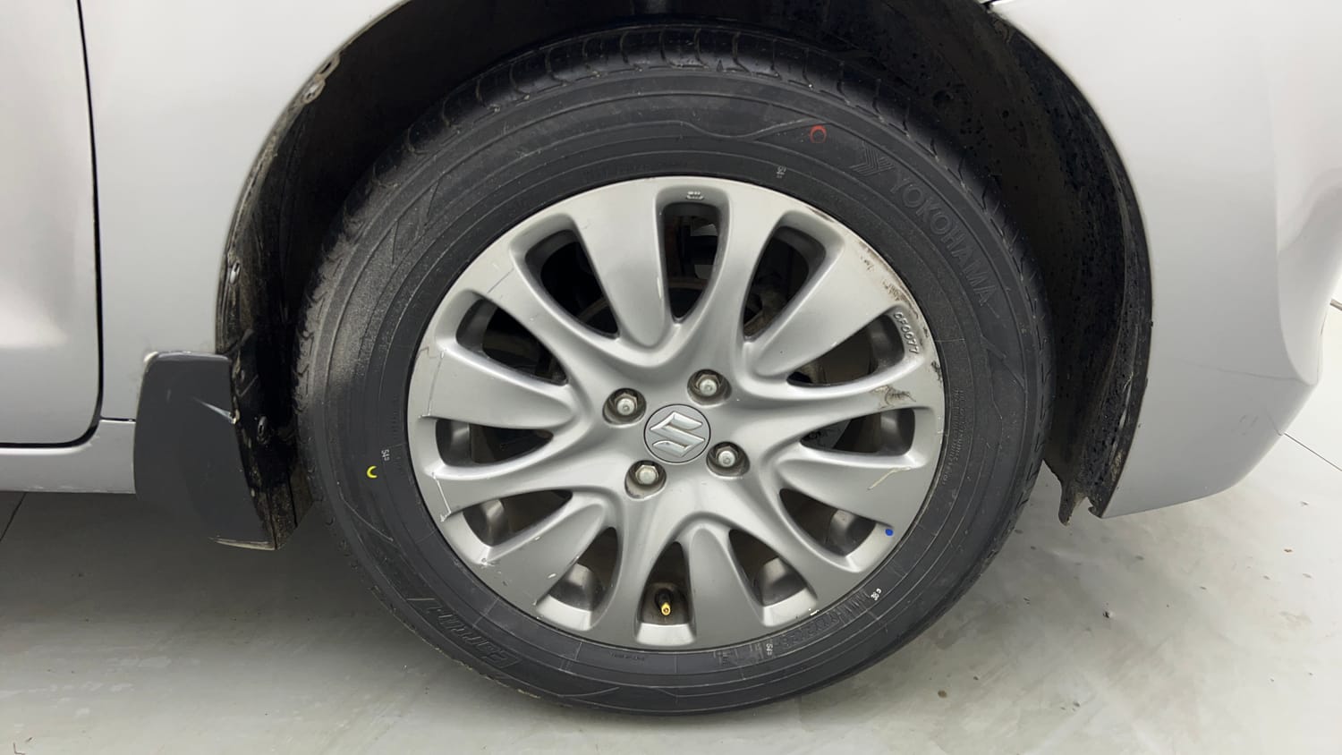 Used 2018 Maruti Suzuki Baleno Delta 1.2 Petrol Manual tyres RIGHT FRONT TYRE RIM VIEW