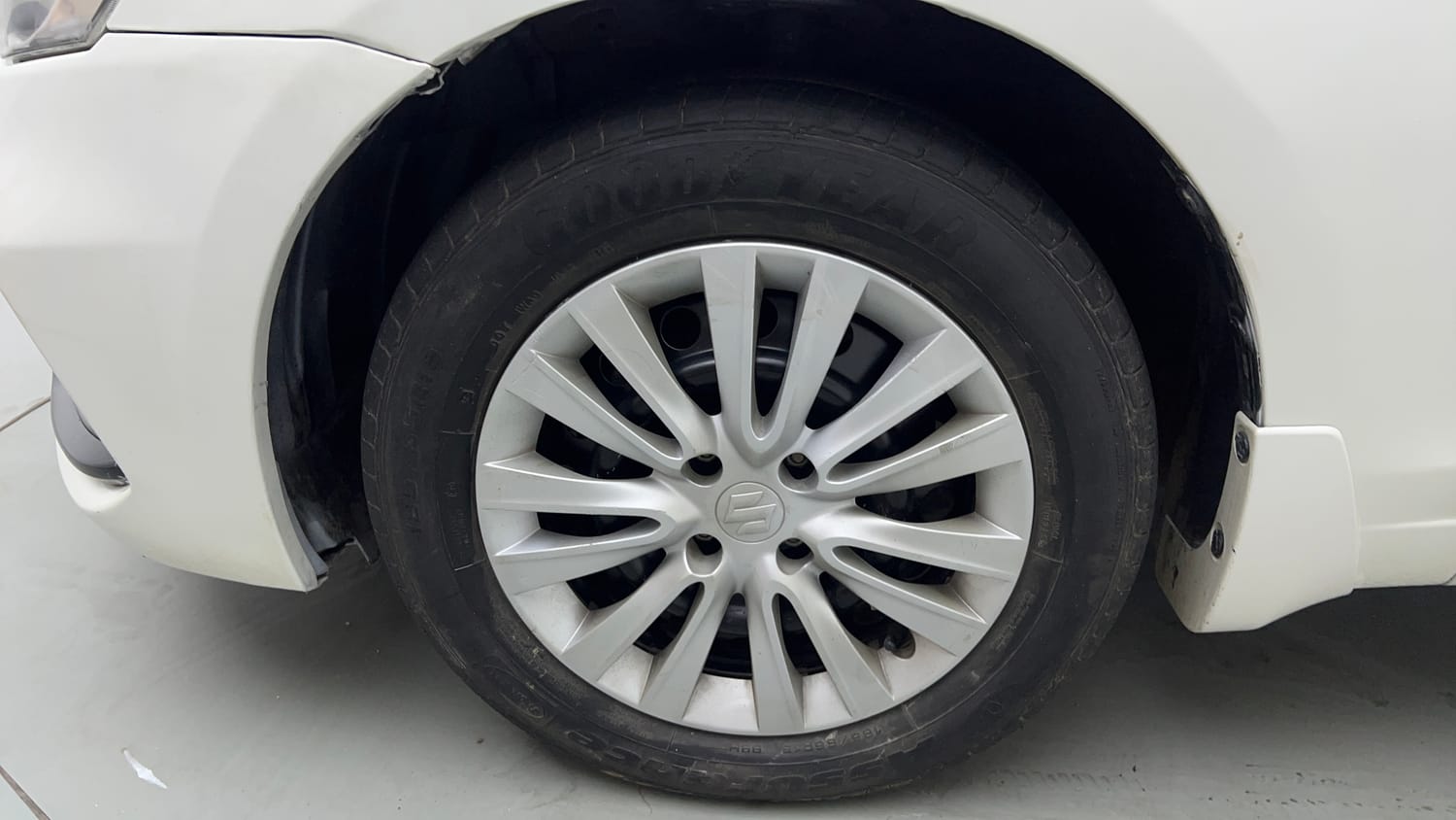 Used 2024 Maruti Suzuki Ciaz Sigma 1.5 Petrol Manual tyres LEFT FRONT TYRE RIM VIEW