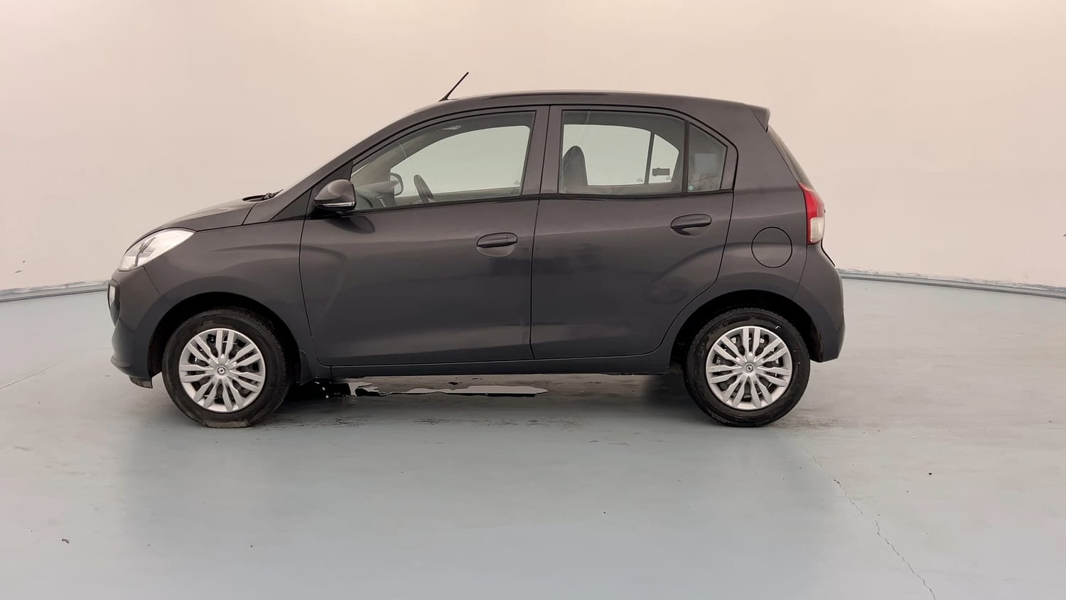 Used 2020 Hyundai Santro Sportz Petrol Manual exterior LEFT SIDE VIEW