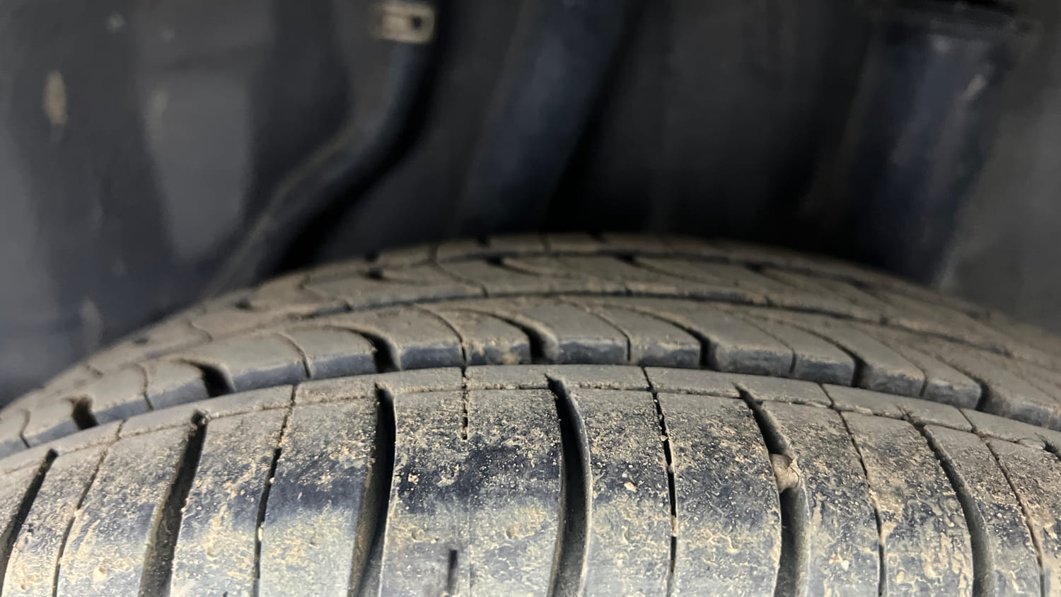 Used 2016 Honda Amaze 1.2 S i-VTEC Petrol Manual tyres LEFT REAR TYRE TREAD VIEW