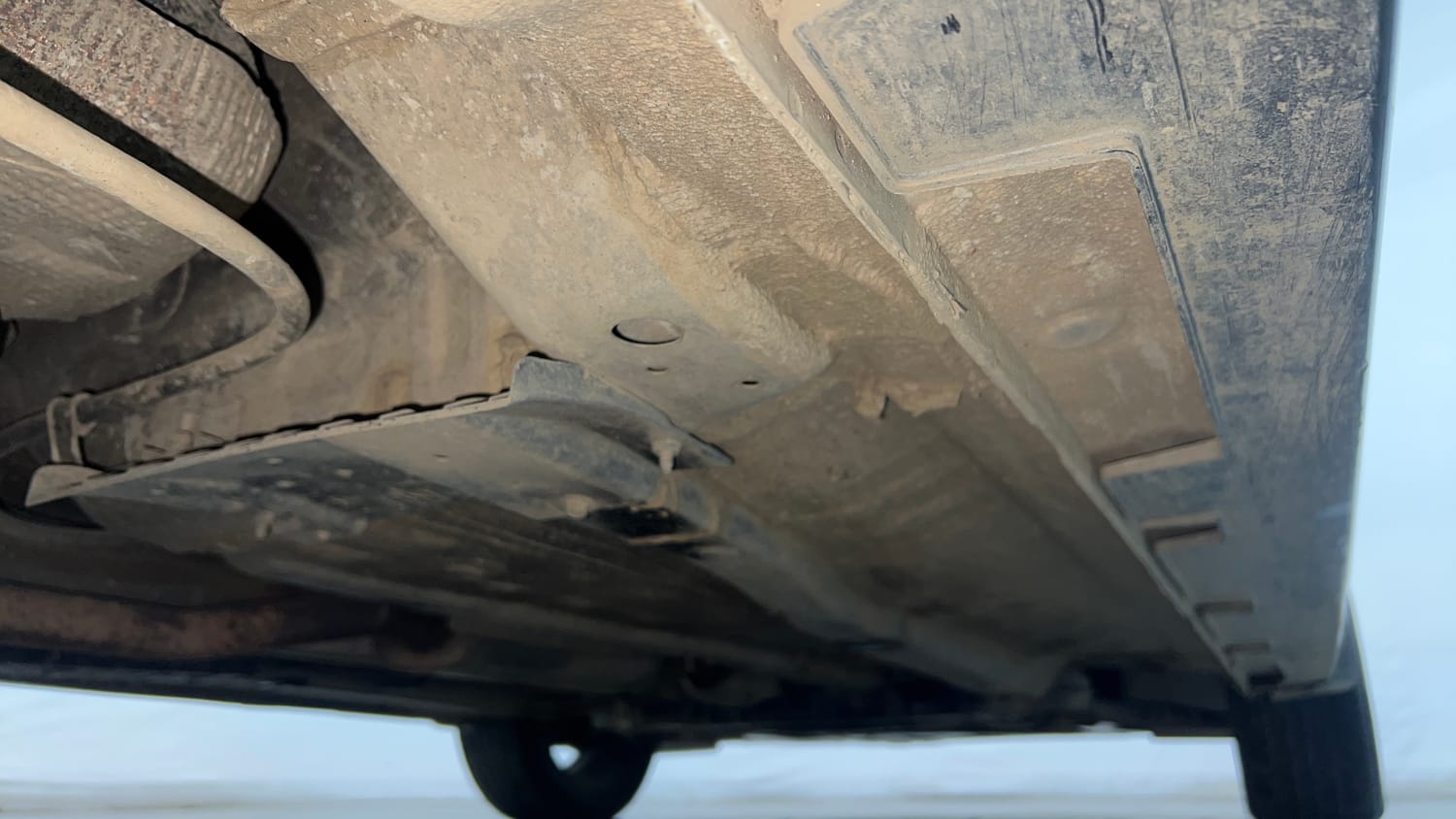 Used 2020 Hyundai New i20 Asta (O) 1.0 Turbo DCT Petrol Automatic extra REAR RIGHT UNDERBODY VIEW