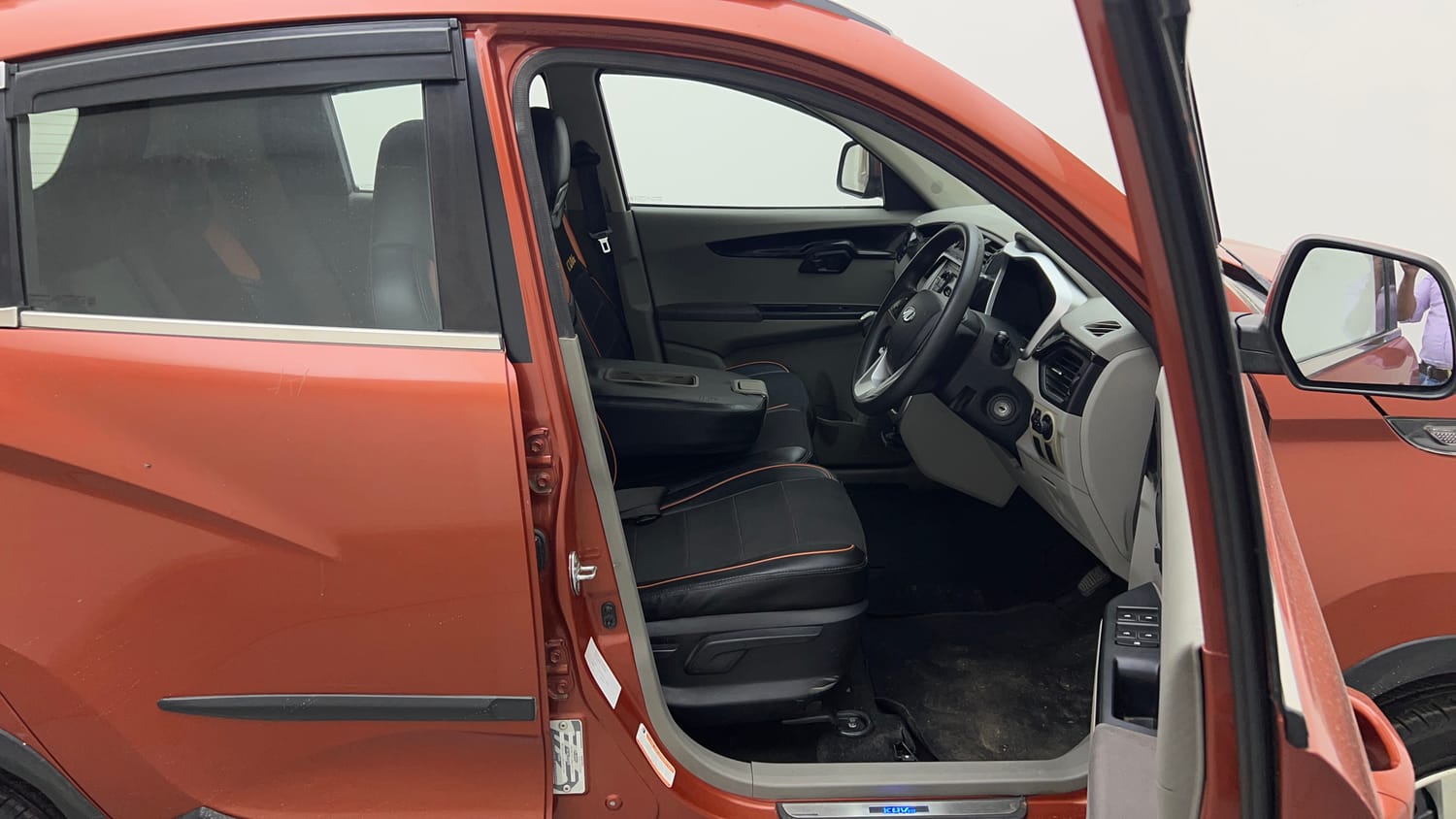 Used 2016 Mahindra KUV100 K6+ 6 STR Petrol Manual interior RIGHT SIDE FRONT DOOR CABIN VIEW