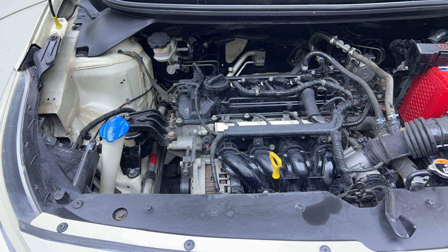 Used 2019 Hyundai Elite i20 Magna 1.4 AT Petrol Automatic engine ENGINE RIGHT SIDE VIEW