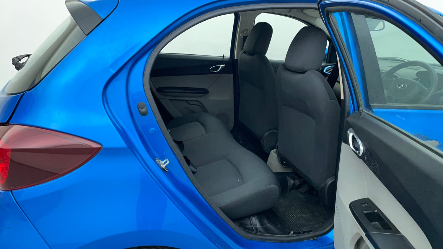 Used 2019 Tata Tiago Revotron XZA Plus Petrol Automatic interior RIGHT SIDE REAR DOOR CABIN VIEW