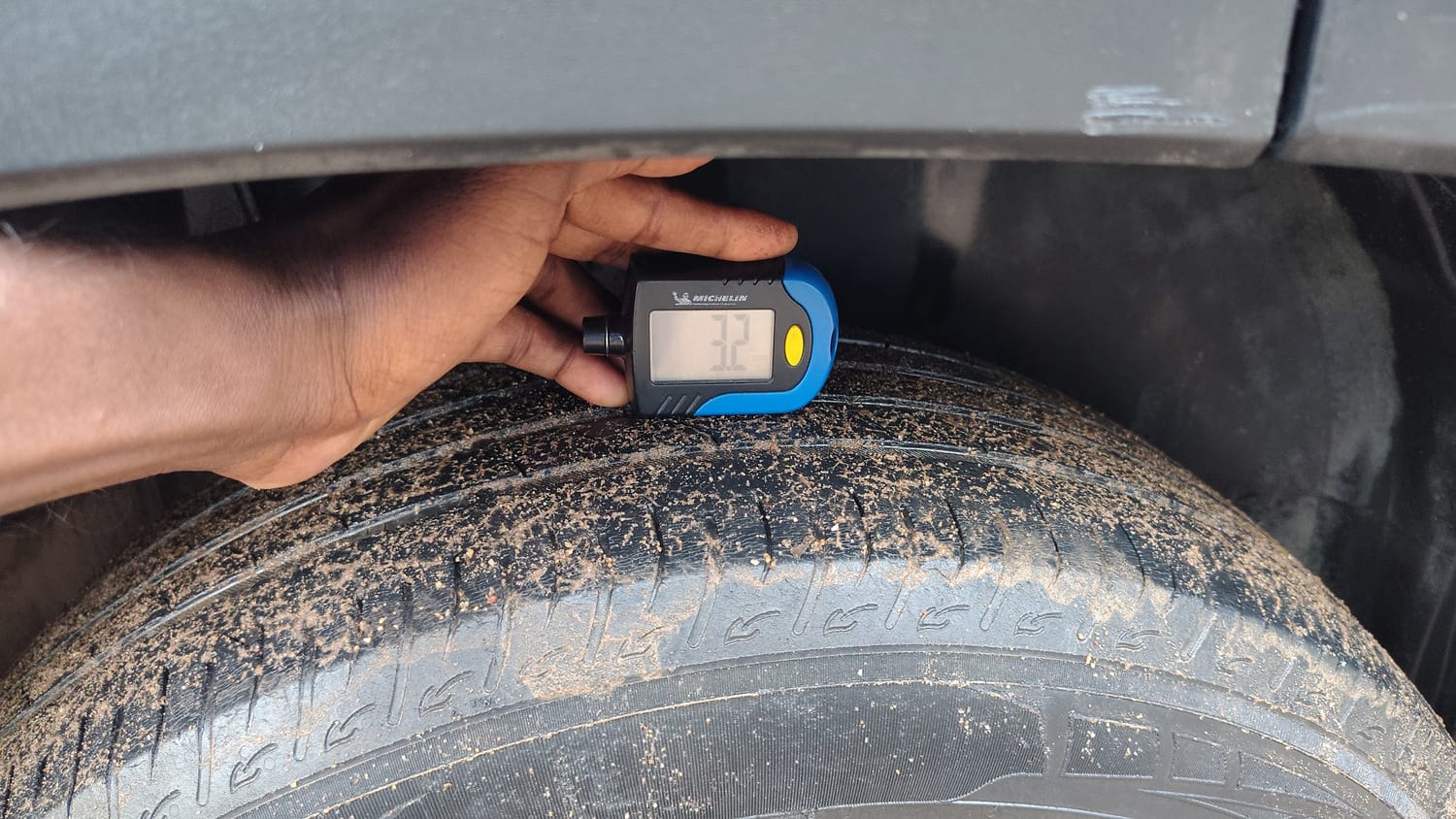 Used 2023 Maruti Suzuki Brezza ZXi Plus Petrol Manual tyres RIGHT REAR TYRE TREAD VIEW
