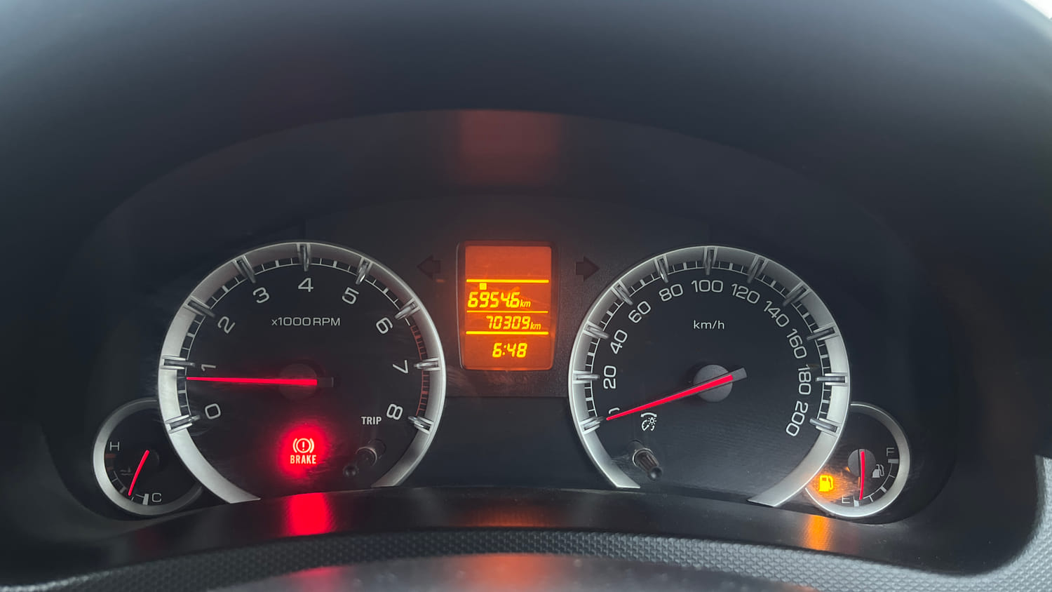Used 2015 Maruti Suzuki Swift Dzire VXI Petrol Manual interior CLUSTERMETER VIEW