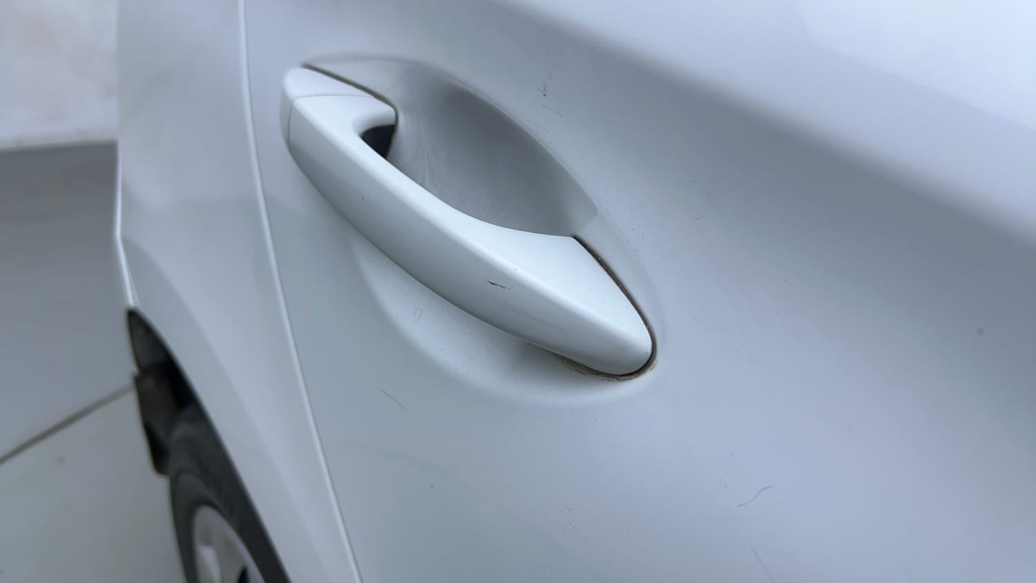 Used 2019 Hyundai Elite i20 Magna 1.4 AT Petrol Automatic dents MINOR SCRATCH