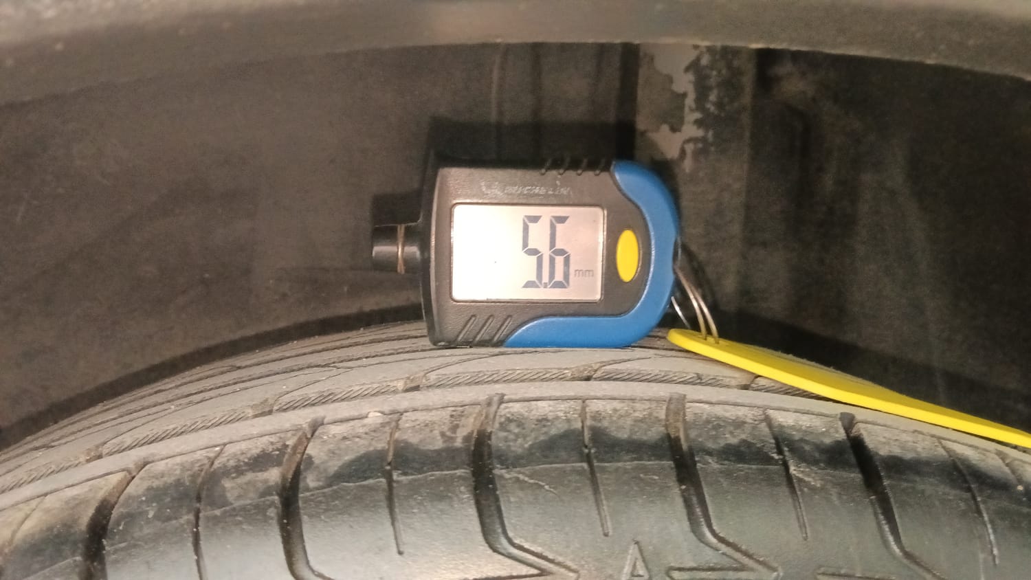 Used 2018 Ford Freestyle Titanium 1.2 Ti-VCT Petrol Manual tyres LEFT REAR TYRE TREAD VIEW