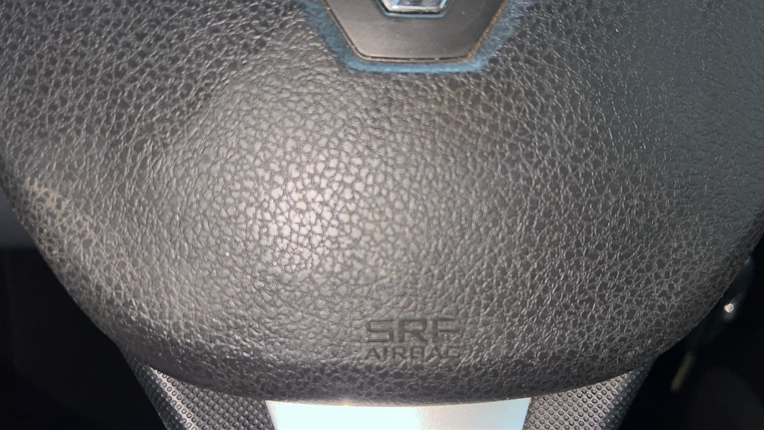 Used 2018 Renault Duster RXS CVT Petrol Automatic top_features Airbags