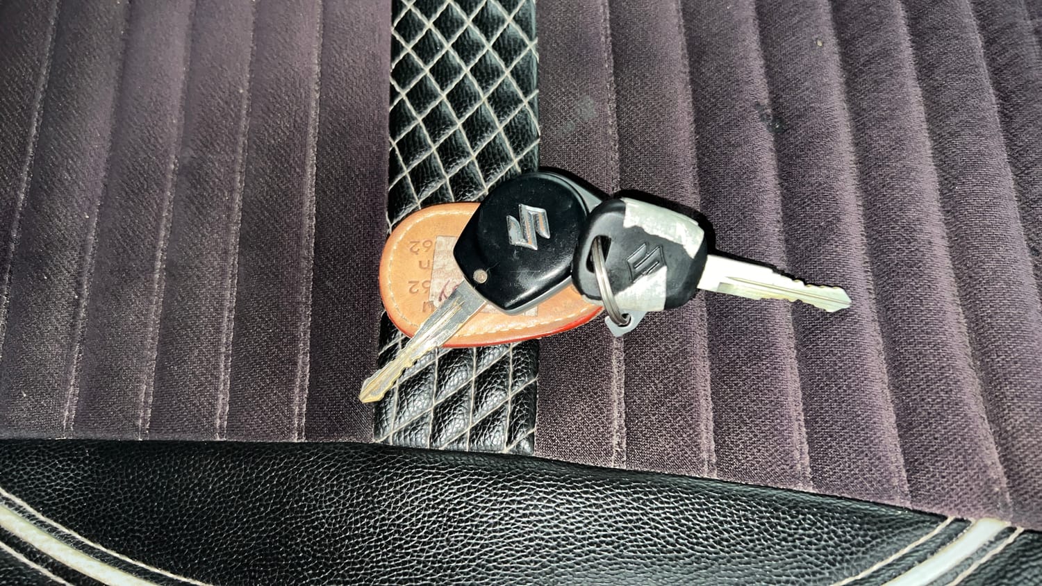 Used 2018 Maruti Suzuki Baleno Delta 1.2 Petrol Manual extra CAR KEY VIEW