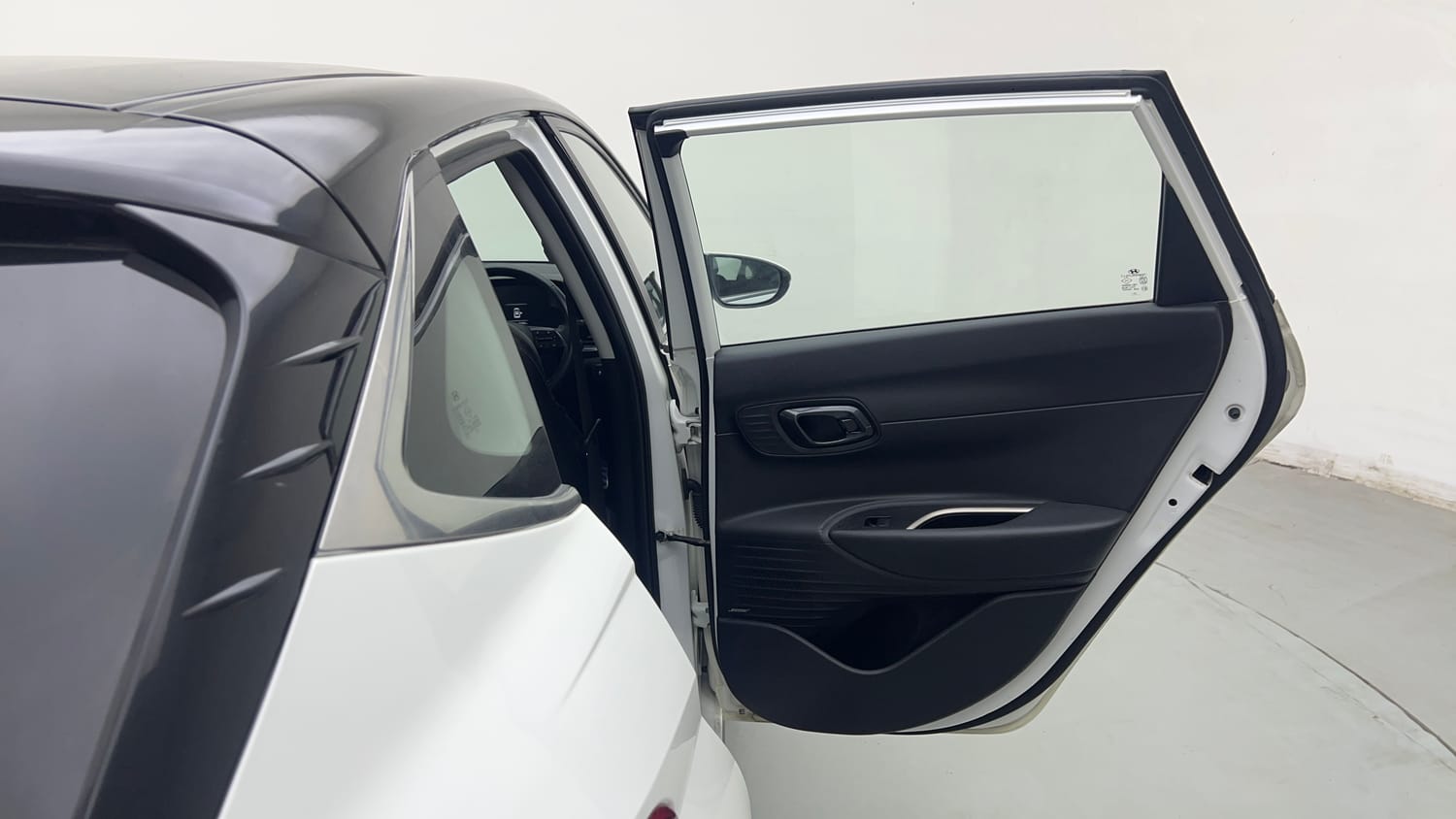 Used 2020 Hyundai New i20 Asta (O) 1.0 Turbo DCT Petrol Automatic interior RIGHT REAR DOOR OPEN VIEW