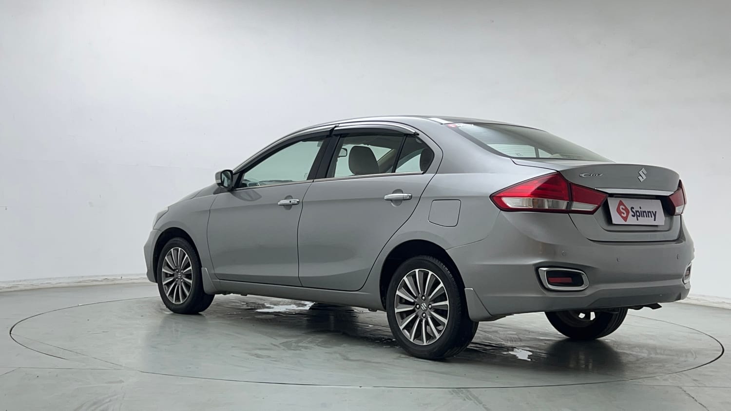 Used 2020 Maruti Suzuki Ciaz Alpha Hybrid 1.5 Petrol Manual exterior LEFT REAR CORNER VIEW