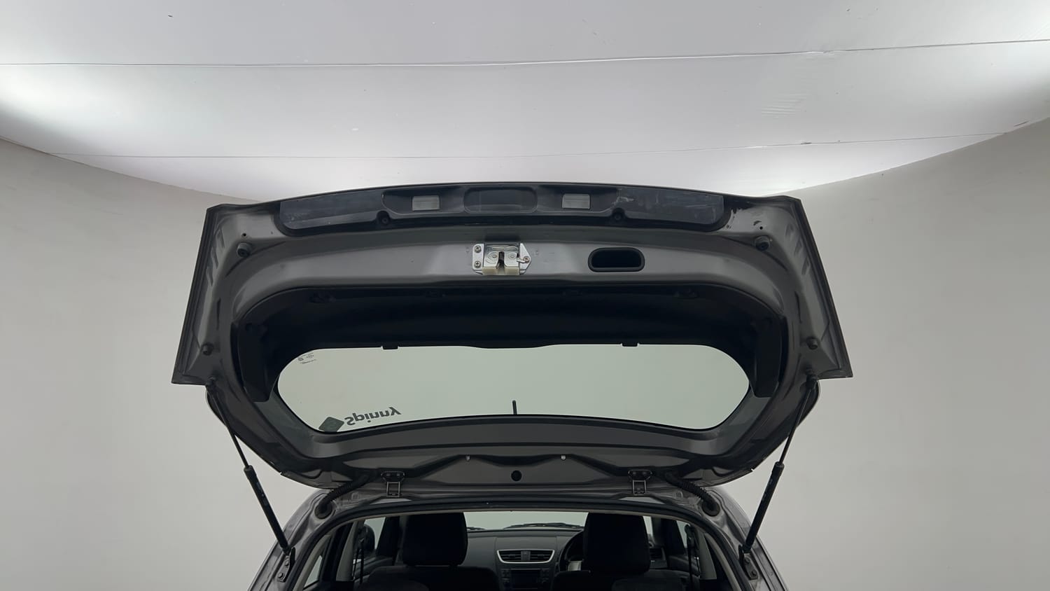 Used 2017 Maruti Suzuki Swift VXi Petrol Manual interior DICKY DOOR OPEN VIEW