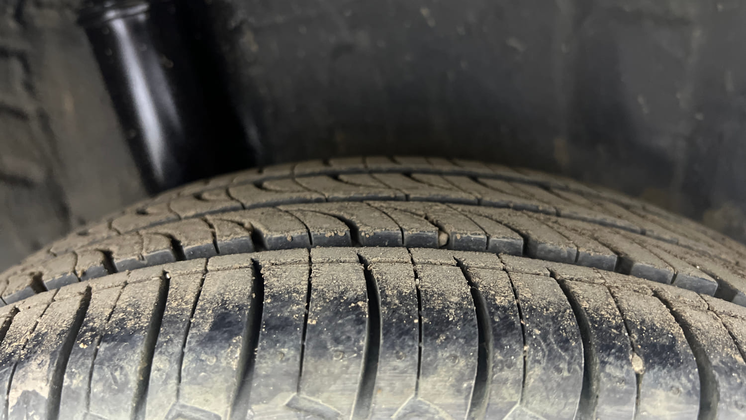 Used 2016 Honda Amaze 1.2 S i-VTEC Petrol Manual tyres RIGHT REAR TYRE TREAD VIEW