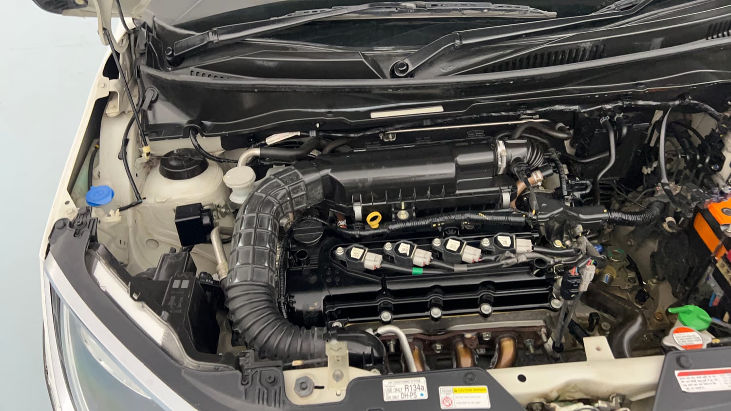 Used 2021 Maruti Suzuki Ignis Alpha 1.2 MT Petrol Manual engine ENGINE RIGHT SIDE VIEW