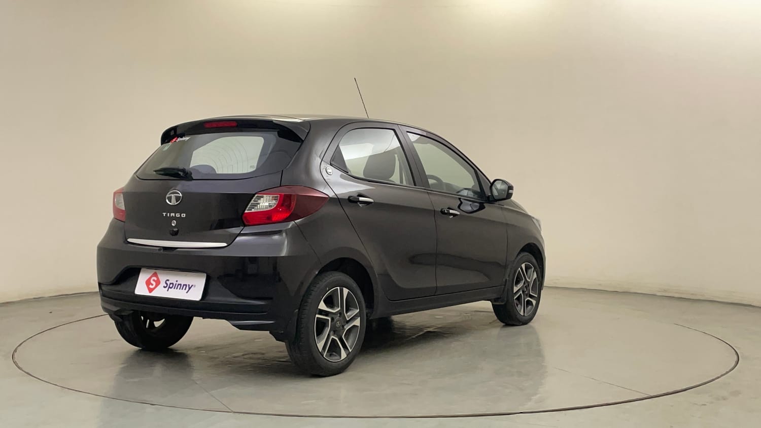 Used 2023 Tata Tiago XZ Plus Petrol Manual exterior RIGHT REAR CORNER VIEW