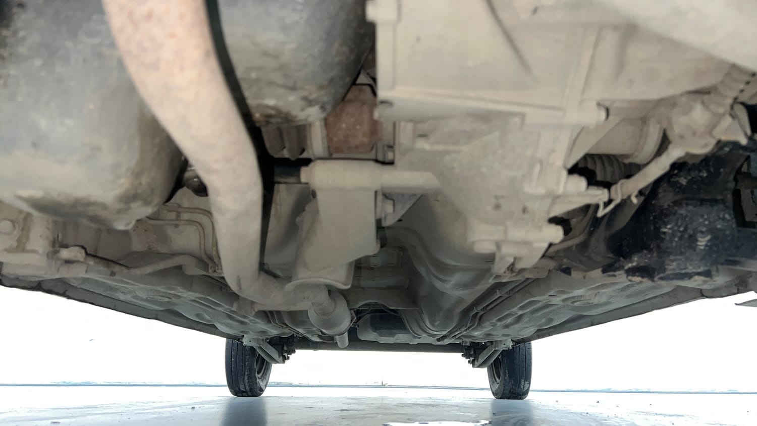 Used 2018 Maruti Suzuki Alto 800 LXi Petrol Manual extra FRONT LEFT UNDERBODY VIEW