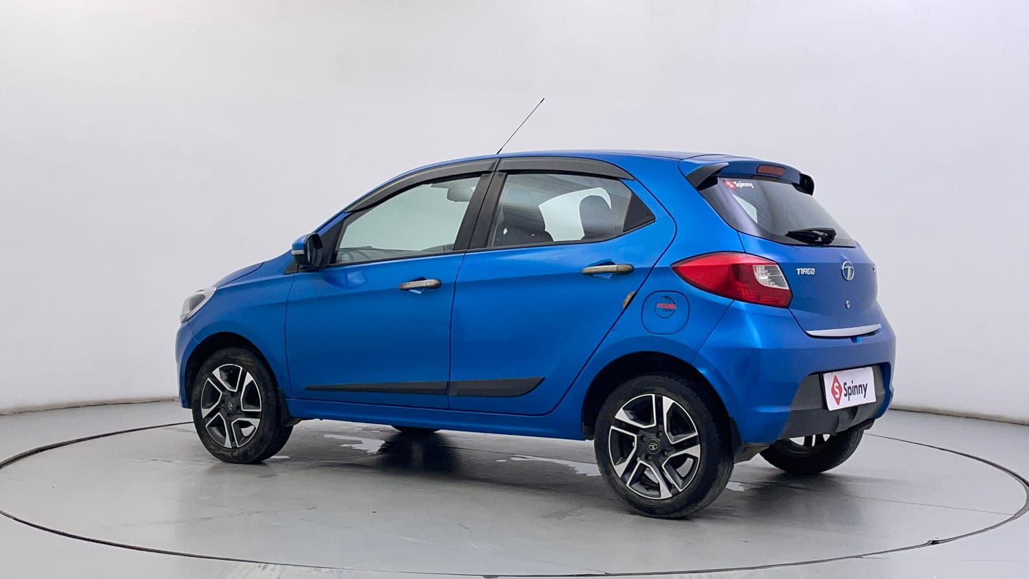 Used 2019 Tata Tiago Revotron XZA Plus Petrol Automatic exterior LEFT REAR CORNER VIEW