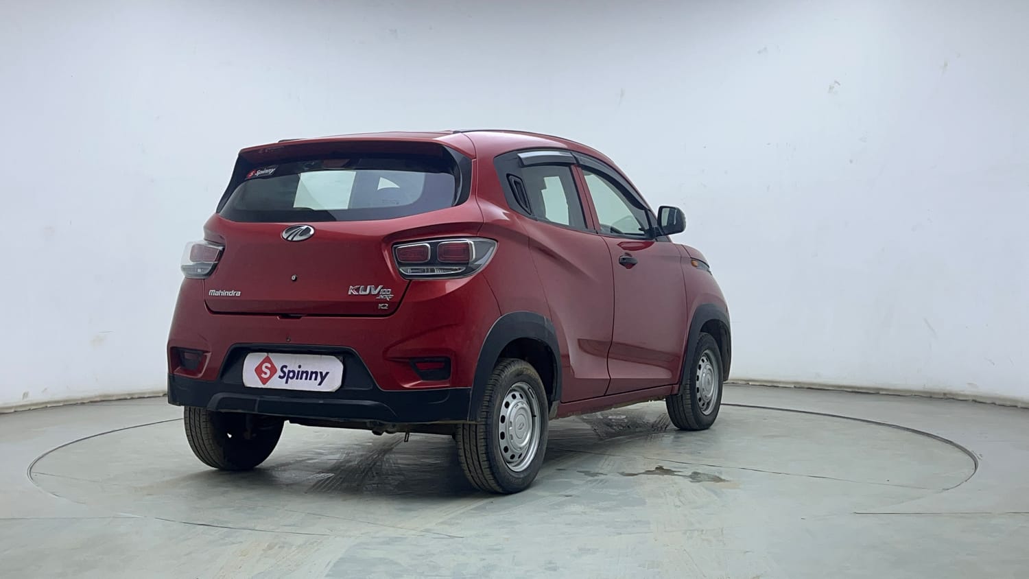 Used 2018 Mahindra KUV100 NXT K2 6 STR Petrol Manual exterior RIGHT REAR CORNER VIEW