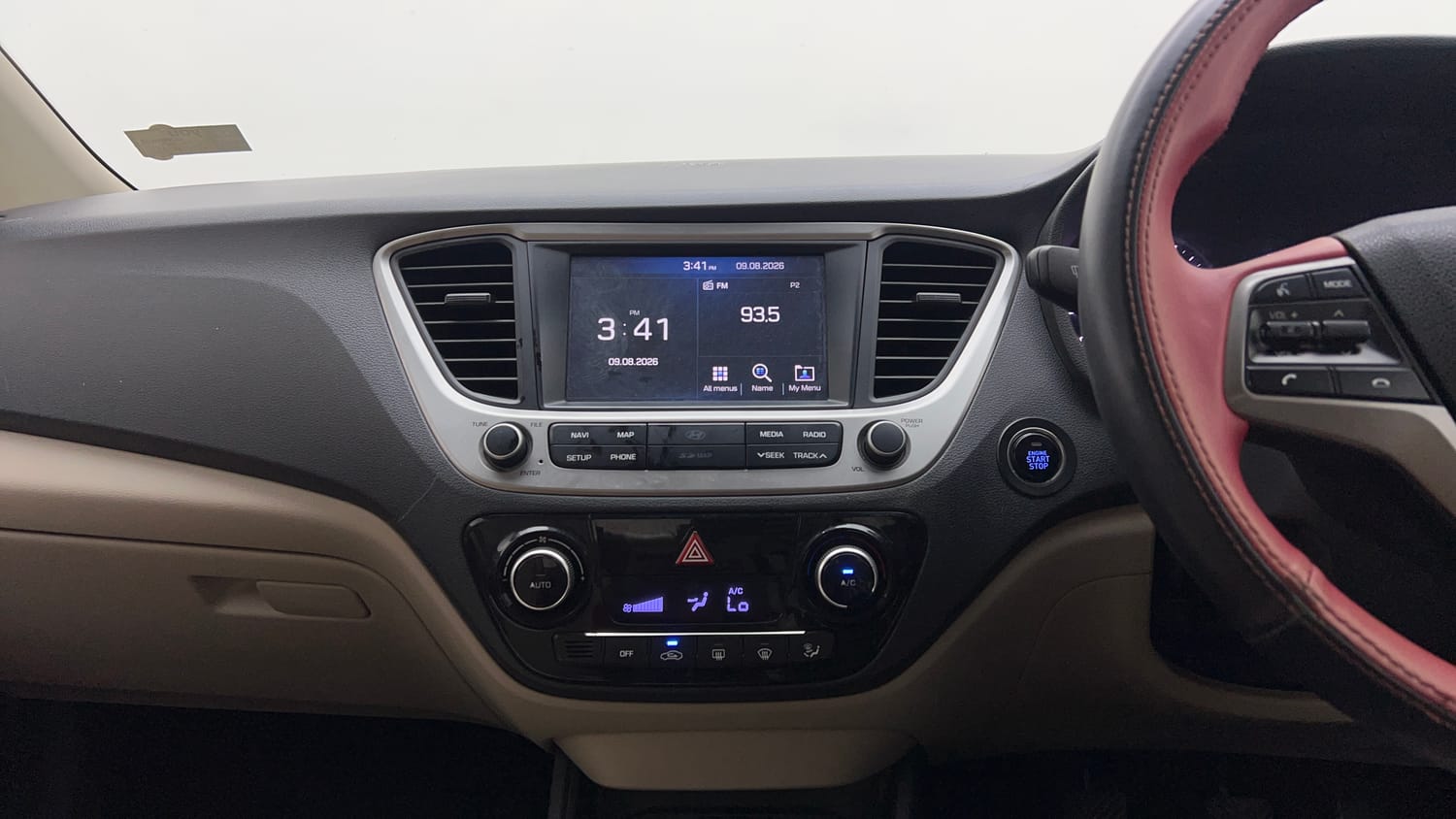 Used 2019 Hyundai Verna SX 1.6 VTVT Petrol Manual interior MUSIC SYSTEM & AC CONTROL VIEW