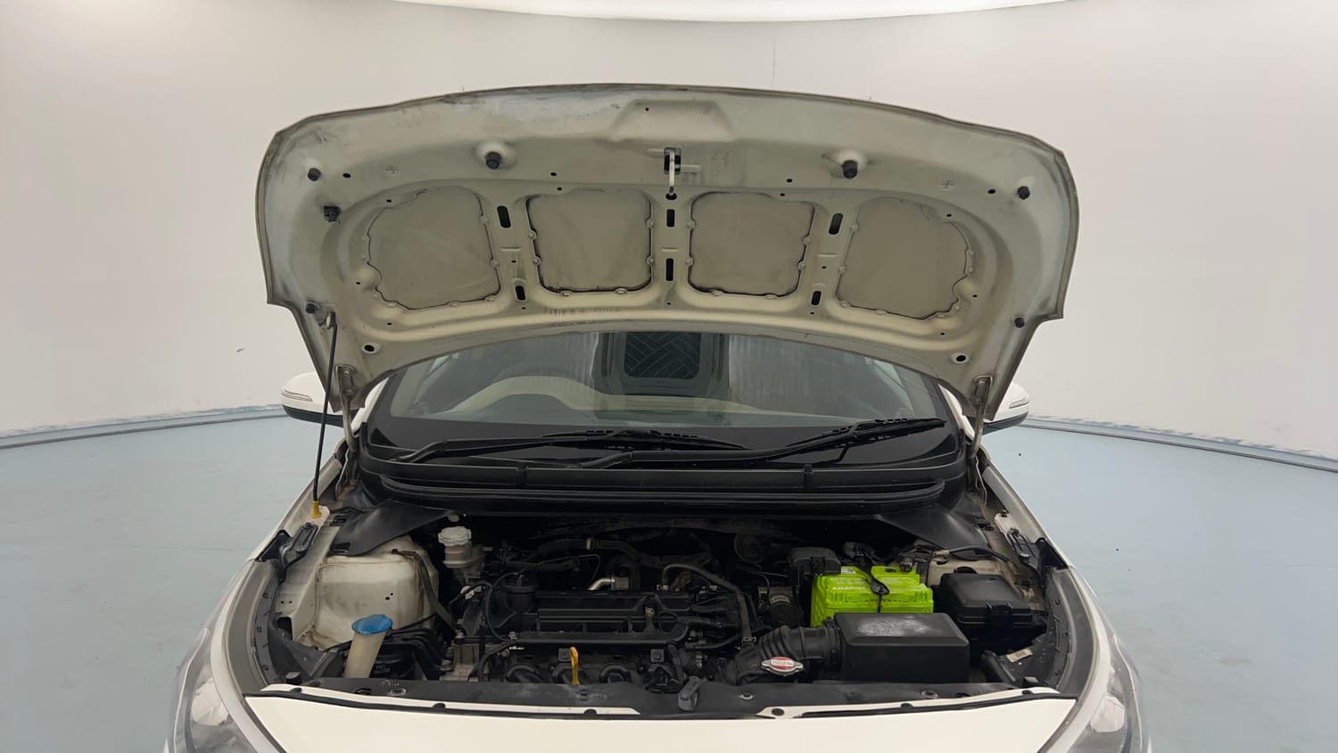 Used 2015 Hyundai Elite i20 Sportz 1.2 Petrol Manual engine ENGINE & BONNET OPEN FRONT VIEW