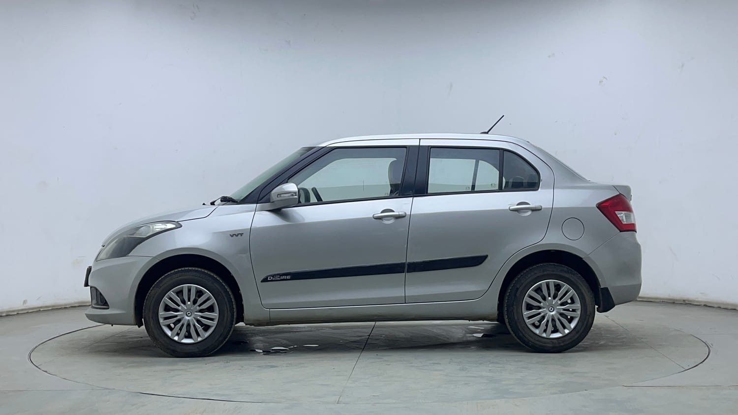 Used 2015 Maruti Suzuki Swift Dzire VXI Petrol Manual exterior LEFT SIDE VIEW